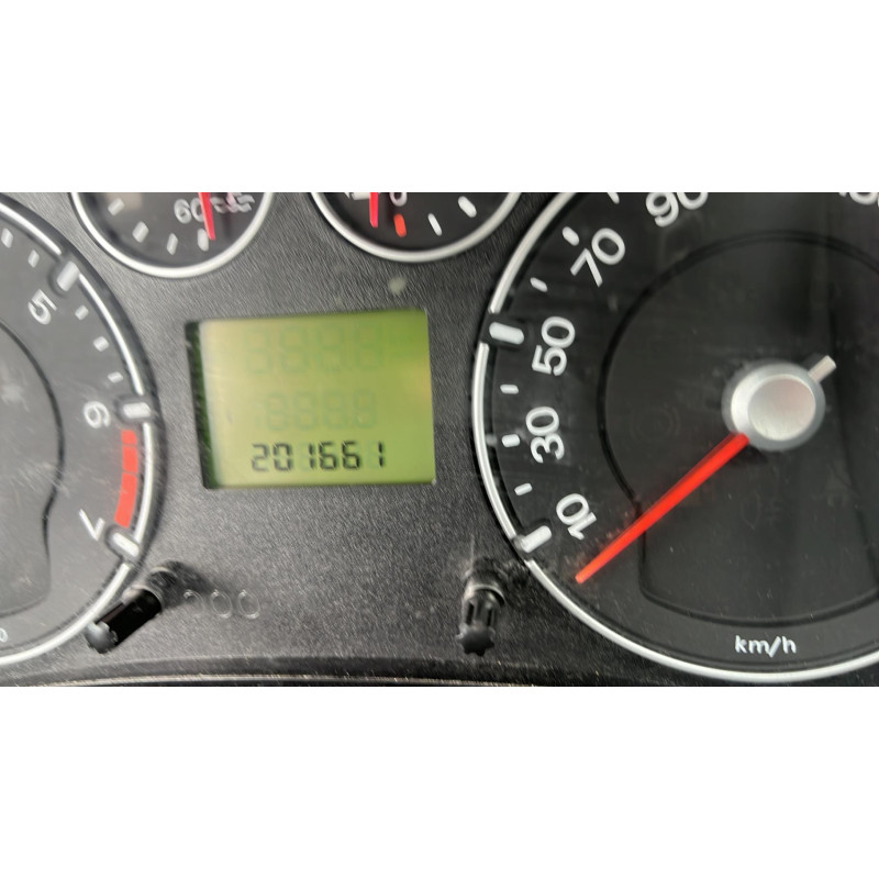 Vitre arriere gauche FORD FIESTA 5 Photo n°11
