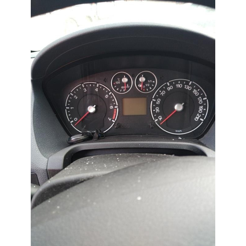 Vitre arriere gauche FORD FIESTA 5 Photo n°14