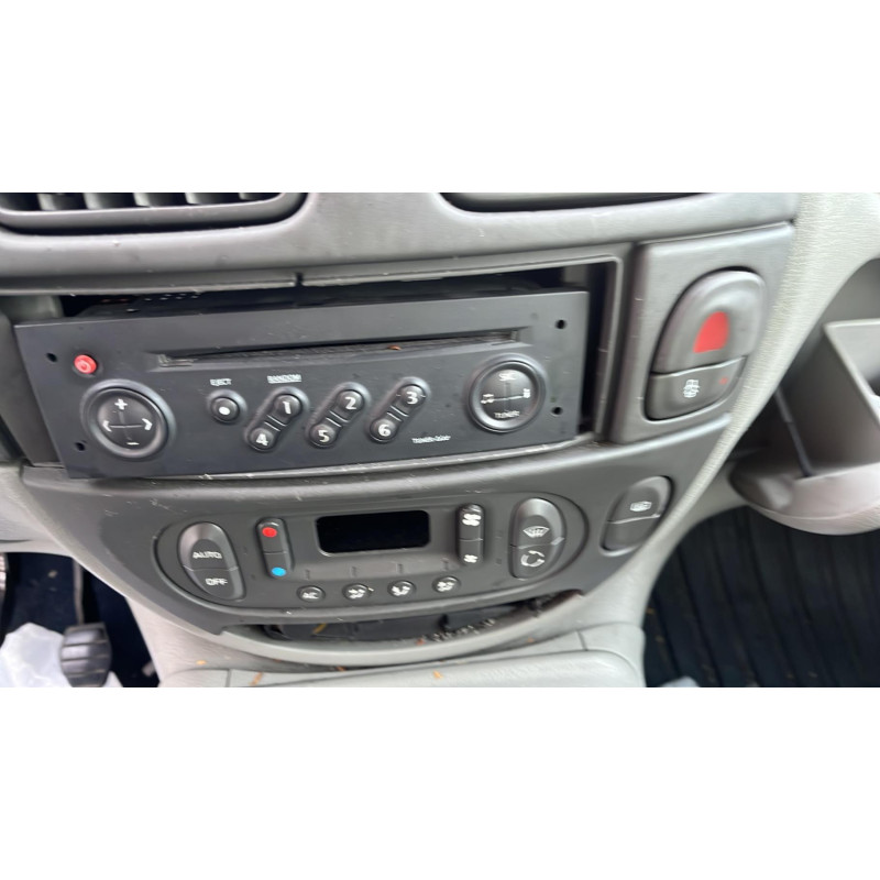 Leve vitre electrique avant droit RENAULT SCENIC 1 Photo n°12