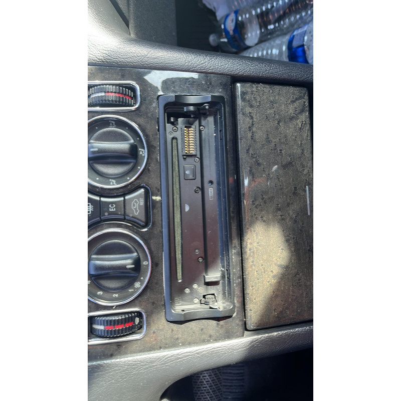Serrure avant droit MERCEDES CLASSE E 210 Photo n°6