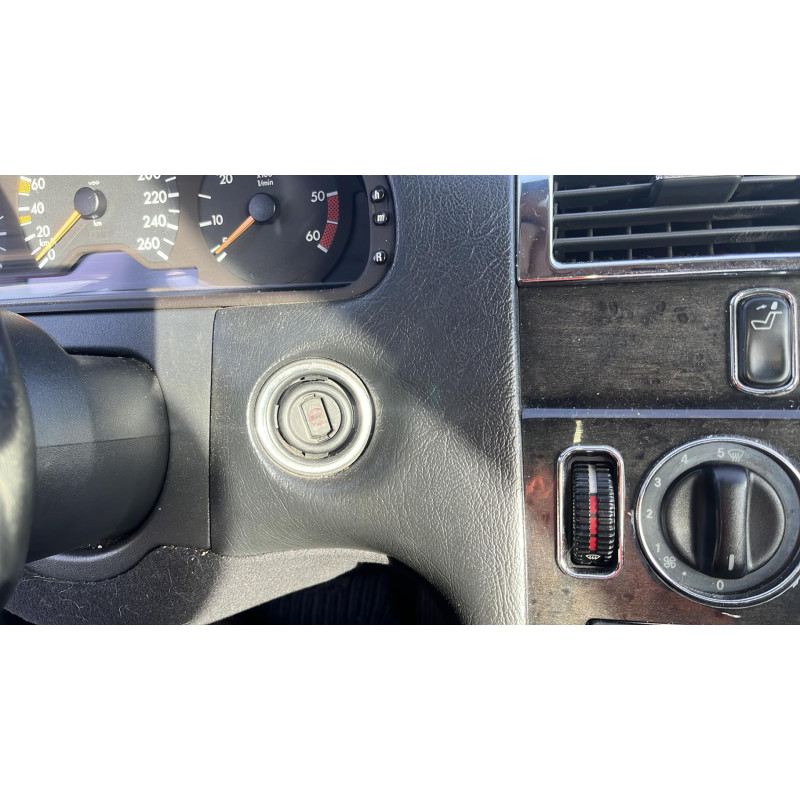 Serrure avant droit MERCEDES CLASSE E 210 Photo n°11