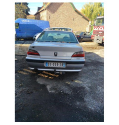 Serrure avant droit PEUGEOT 406