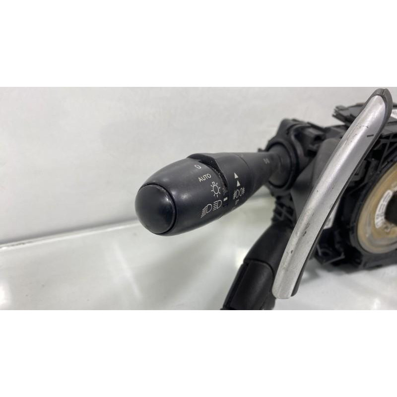 Com (Bloc Contacteur Tournant+Commodo Essuie Glace+Commodo Phare) PEUGEOT 3008 1 Photo n°4