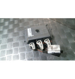 Calculateur moteur PEUGEOT 208 1
