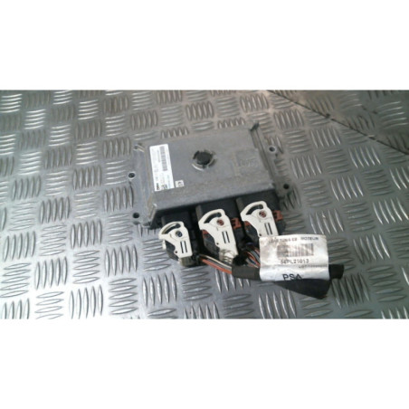 Calculateur moteur PEUGEOT 208 1