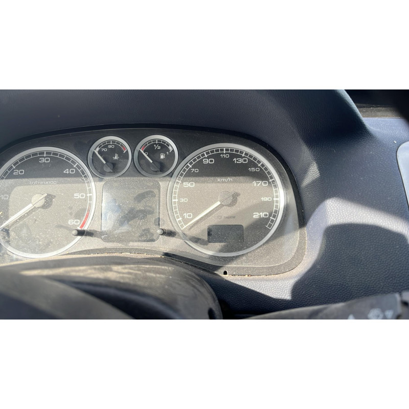 Pretensionneur de ceinture avant droit PEUGEOT 307 Photo n°6
