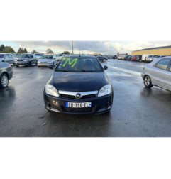 Aile avant droit OPEL TIGRA 2