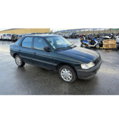 Optique avant principal gauche (feux)(phare) FORD ESCORT 5