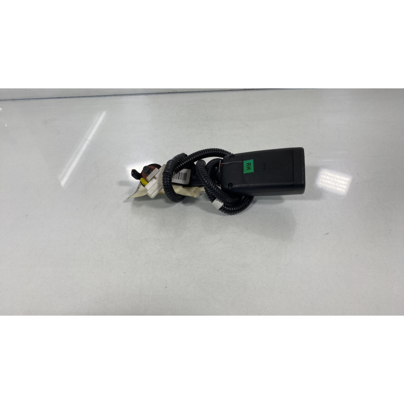 Attache ceinture avant droit KIA PICANTO 2 Photo n°2