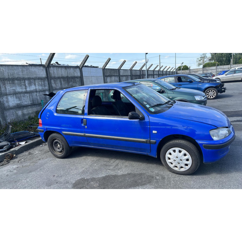 Verin de coffre PEUGEOT 106 Photo n°3