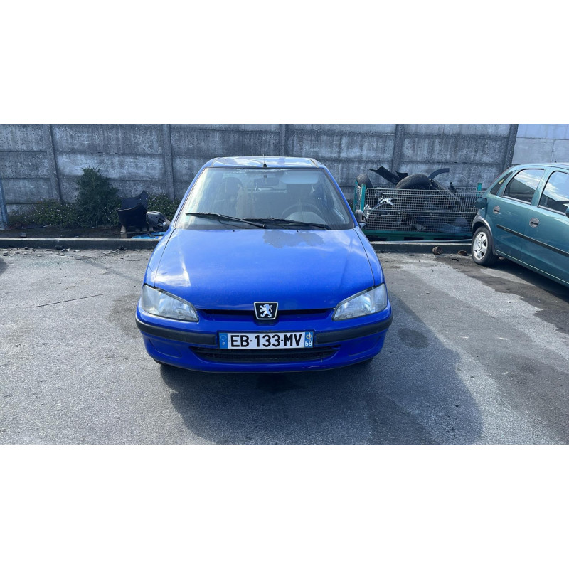 Verin de coffre PEUGEOT 106 Photo n°6