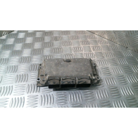 Calculateur moteur PEUGEOT 106