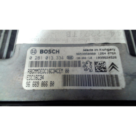 Calculateur moteur PEUGEOT 3008 1