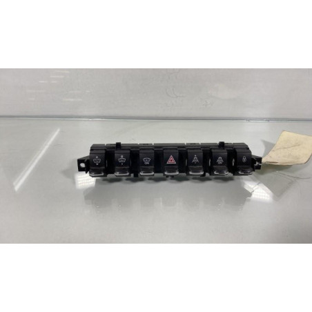 Bouton de warning PEUGEOT 3008 1