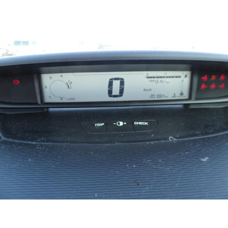 Custode avant gauche (porte) CITROEN C4 1 Photo n°8