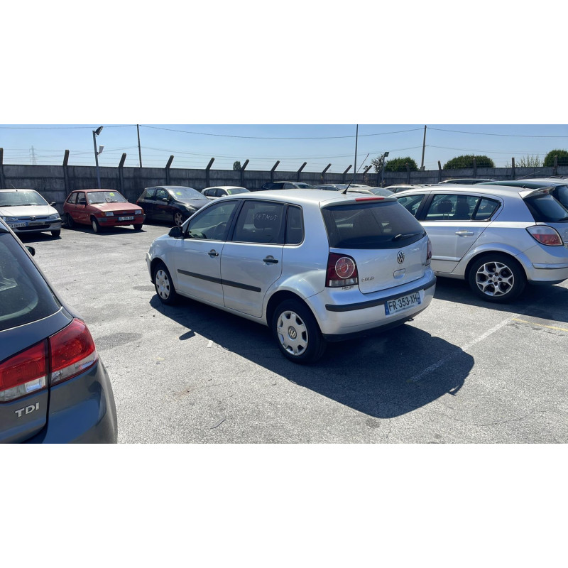 Attache ceinture arriere droit VOLKSWAGEN POLO 4 Photo n°7