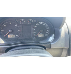 Pretensionneur de ceinture avant droit VOLKSWAGEN POLO 4