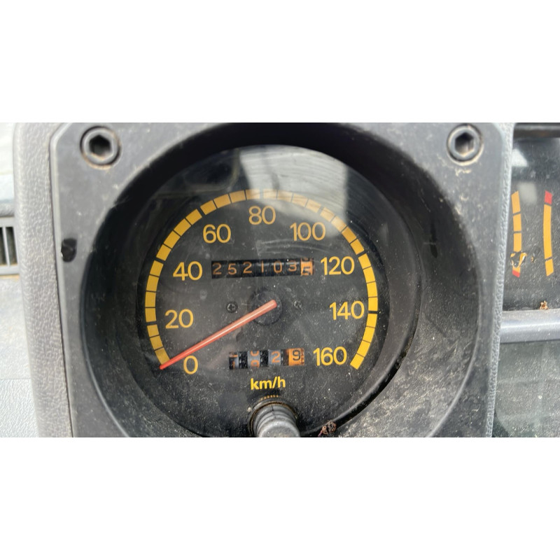 Optique avant principal gauche (feux)(phare) MITSUBISHI PAJERO 1 Photo n°10