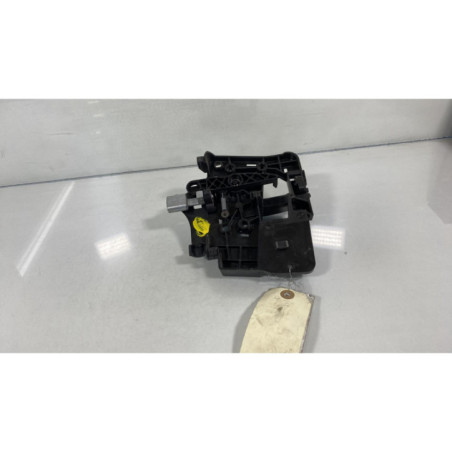 Poignee porte laterale gauche PEUGEOT PARTNER 2