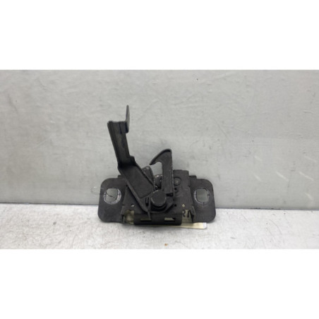 Fermeture de capot CHEVROLET CAPTIVA