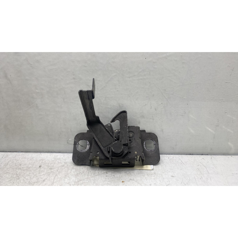 Fermeture de capot CHEVROLET CAPTIVA Photo n°3