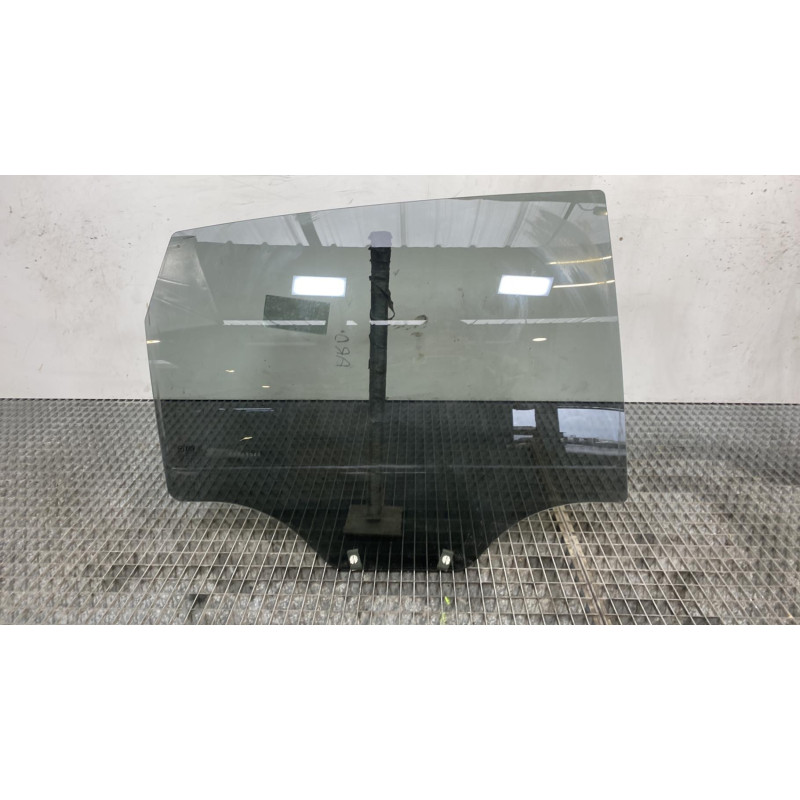 Vitre arriere droit CHEVROLET CAPTIVA Photo n°4