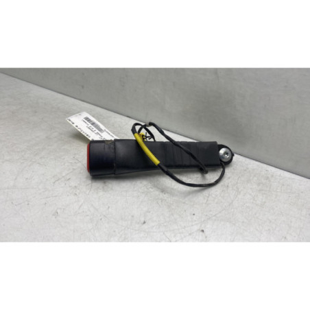 Attache ceinture avant droit CHEVROLET CAPTIVA