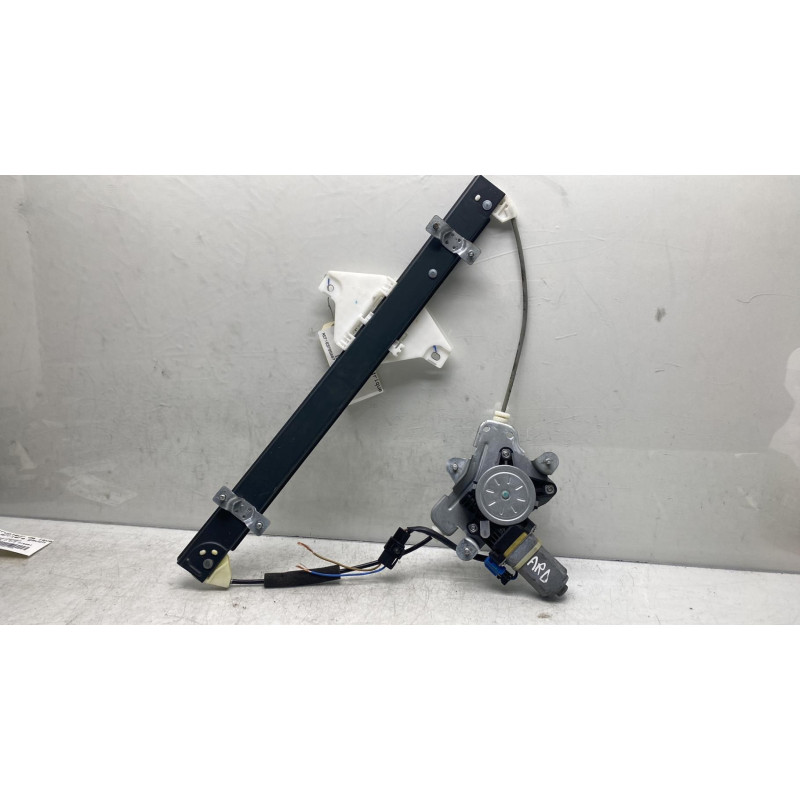 Leve vitre electrique arriere droit CHEVROLET CAPTIVA Photo n°3