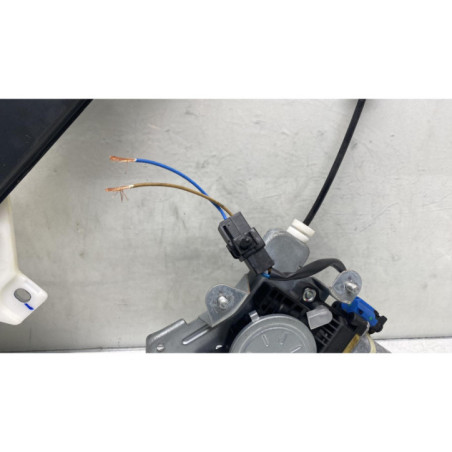 Leve vitre electrique arriere gauche CHEVROLET CAPTIVA
