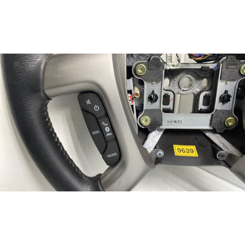 Volant CHEVROLET CAPTIVA Photo n°4