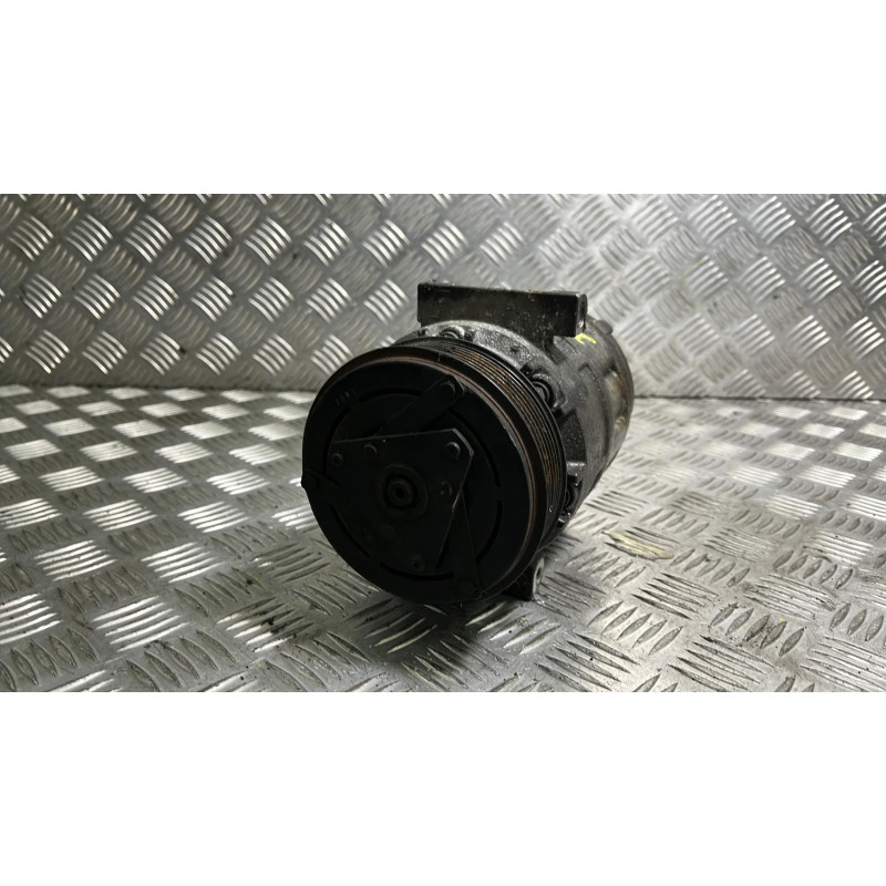 Compresseur clim RENAULT MASTER 3 Photo n°3