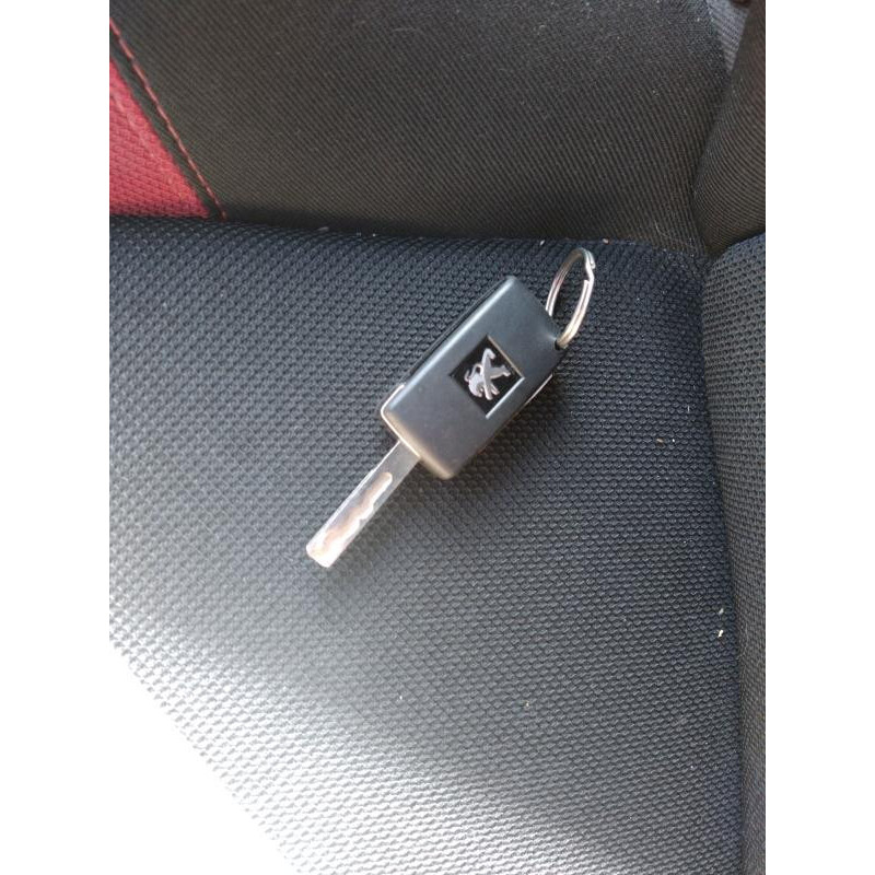 Pretensionneur de ceinture avant droit PEUGEOT 207 Photo n°8