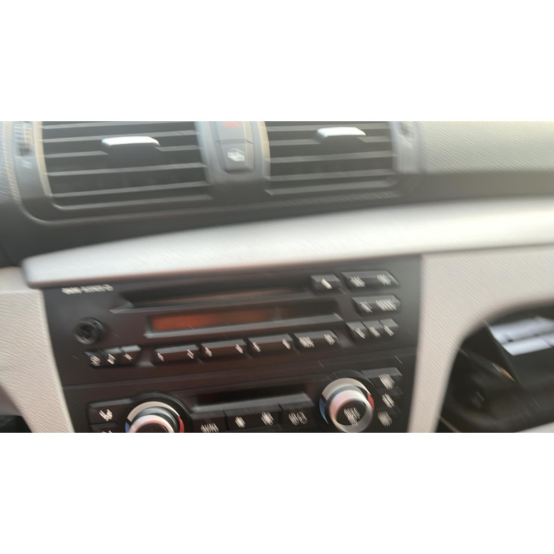 Porte avant droit BMW SERIE 1 E81 Photo n°11