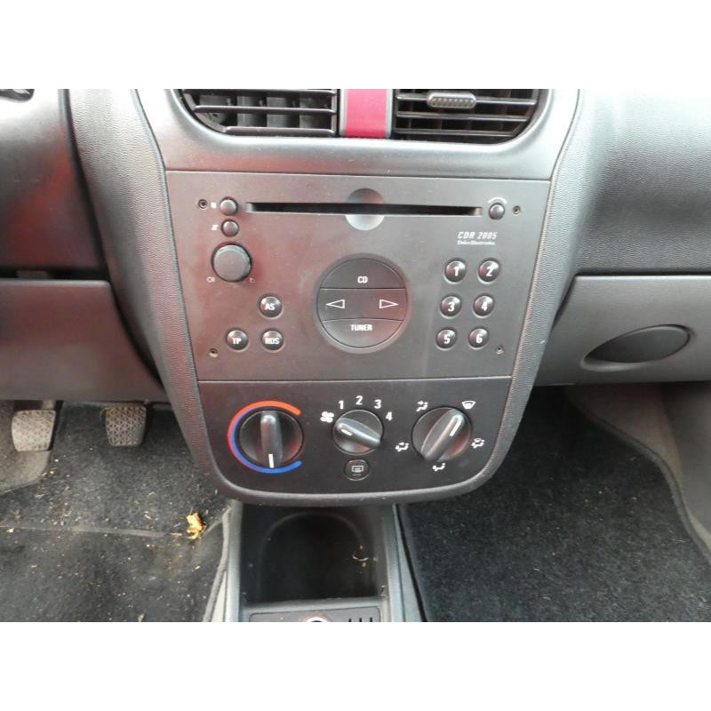 Ceinture avant gauche OPEL CORSA C Photo n°11
