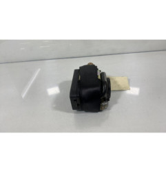 Pretensionneur de ceinture avant droit VOLKSWAGEN PASSAT 4