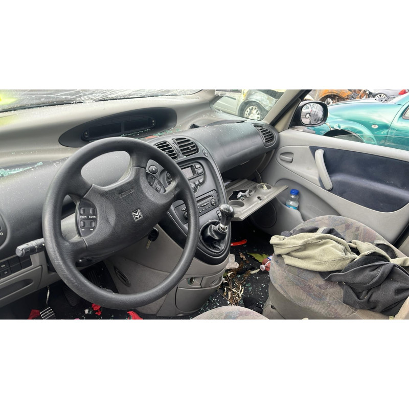 Serrure avant gauche CITROEN XSARA PICASSO Photo n°10