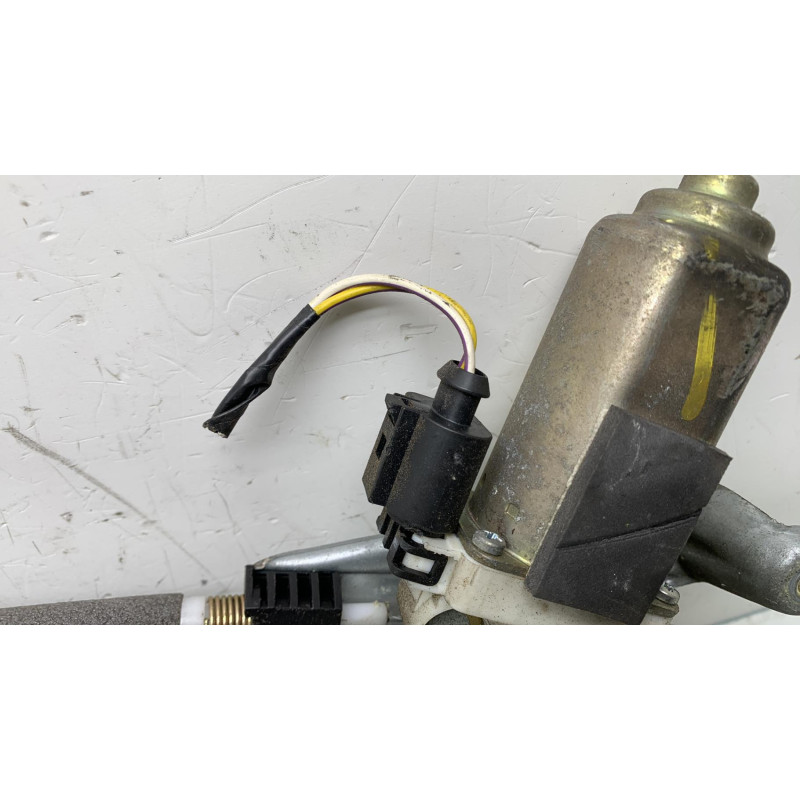 Leve vitre electrique avant droit FORD FOCUS 1 Photo n°3