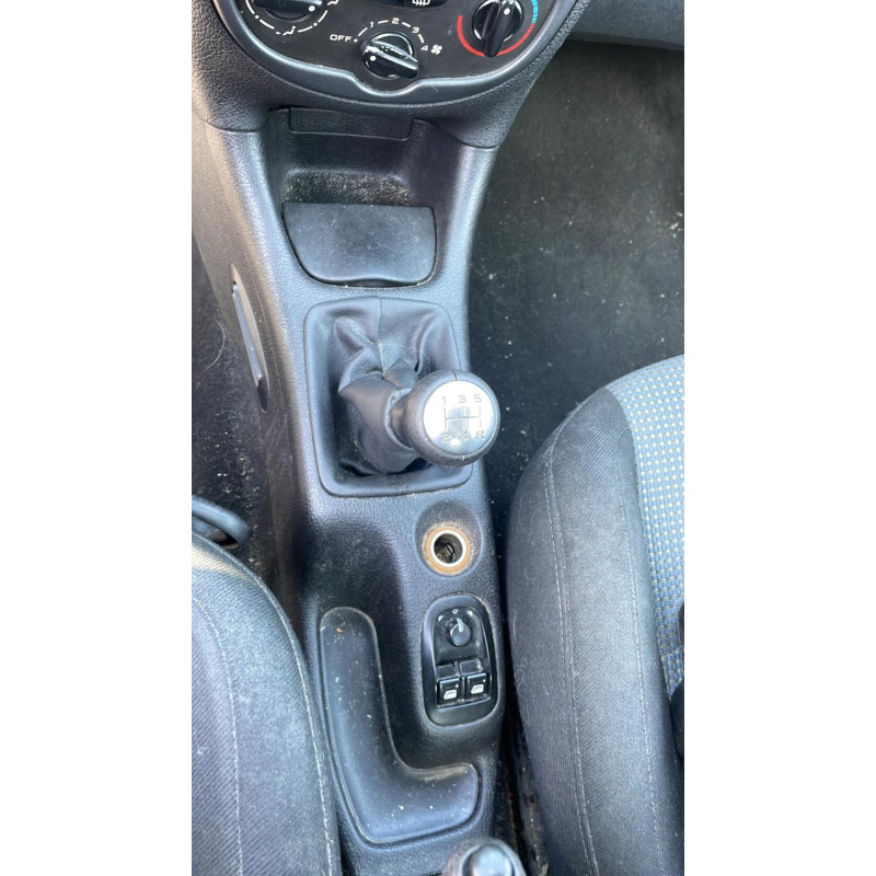 Pretensionneur de ceinture avant droit PEUGEOT 206 Photo n°5