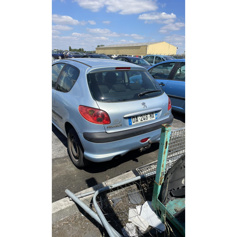 Pretensionneur de ceinture avant droit PEUGEOT 206 Photo n°9