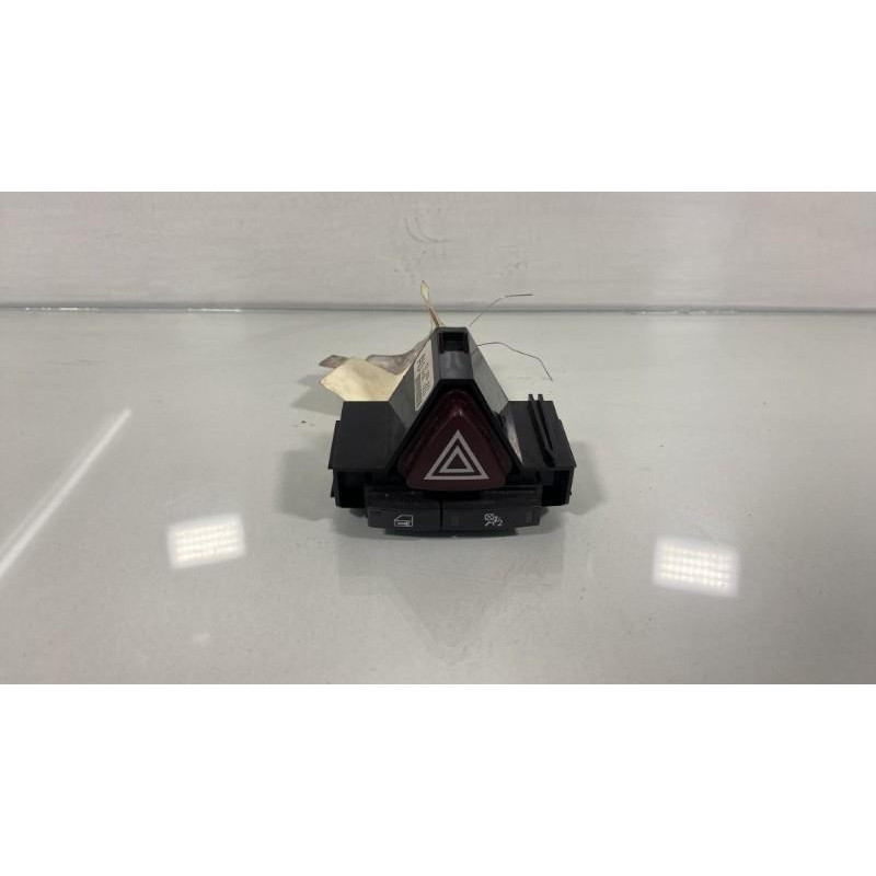 Bouton de warning OPEL CORSA D Photo n°1