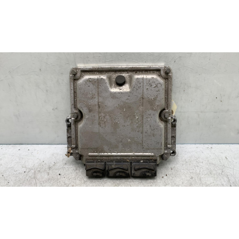 Calculateur moteur RENAULT LAGUNA 2 Photo n°1