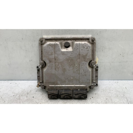 Calculateur moteur RENAULT LAGUNA 2 Photo n°1
