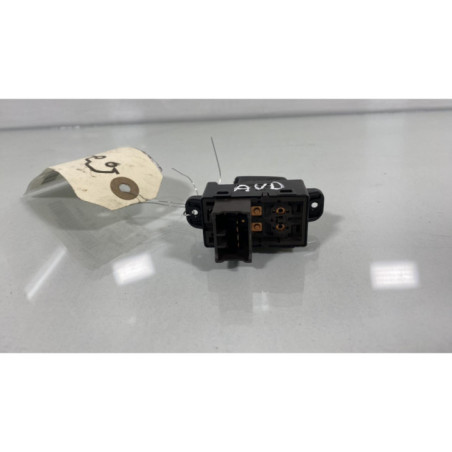 Interrupteur de leve vitre avant droit KIA RIO 2