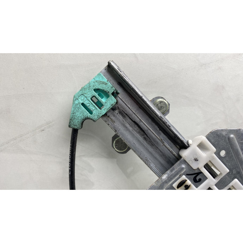 Leve vitre electrique avant droit KIA RIO 2 Photo n°4