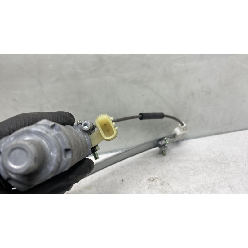 Leve vitre electrique avant droit KIA RIO 2 Photo n°5