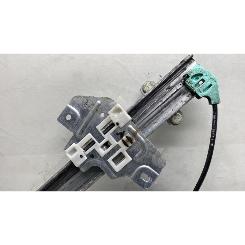 Leve vitre electrique avant gauche KIA RIO 2 Photo n°4