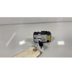 Interrupteur de leve vitre arriere gauche KIA XCEED Photo n°1