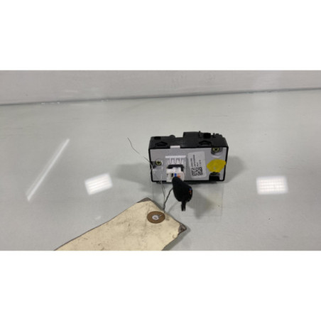 Interrupteur de leve vitre arriere gauche KIA XCEED Photo n°1