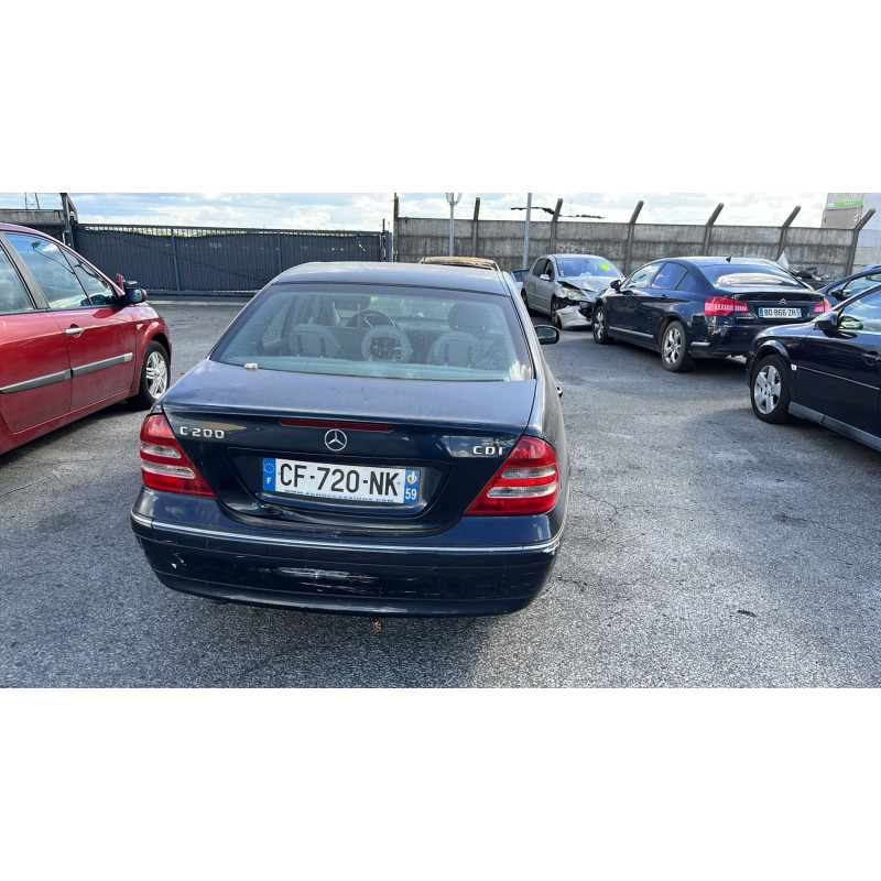 Porte avant droit MERCEDES CLASSE C 203 Photo n°6
