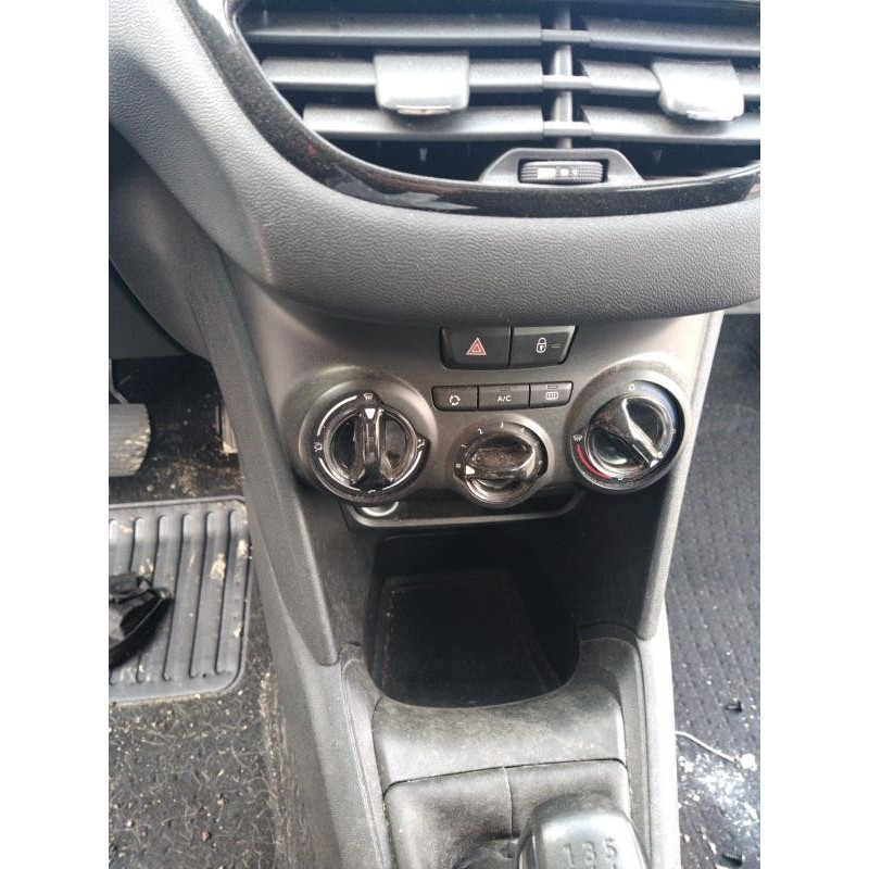 Calculateur moteur PEUGEOT 208 1 Photo n°20